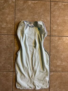 Love to Dream transition swaddle